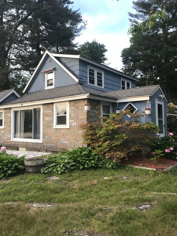 45 Mountain Brook Road Sturbridge, MA 01566 - Photo 2 of 22