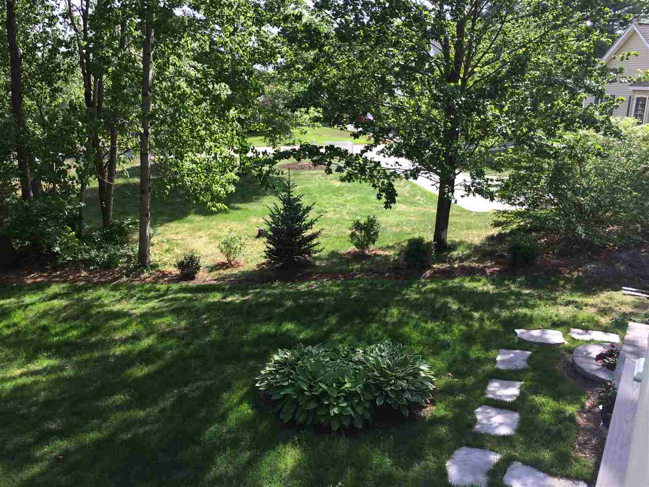3 Rockbound Road Bedford, NH 03110 - Photo 6 of 40
