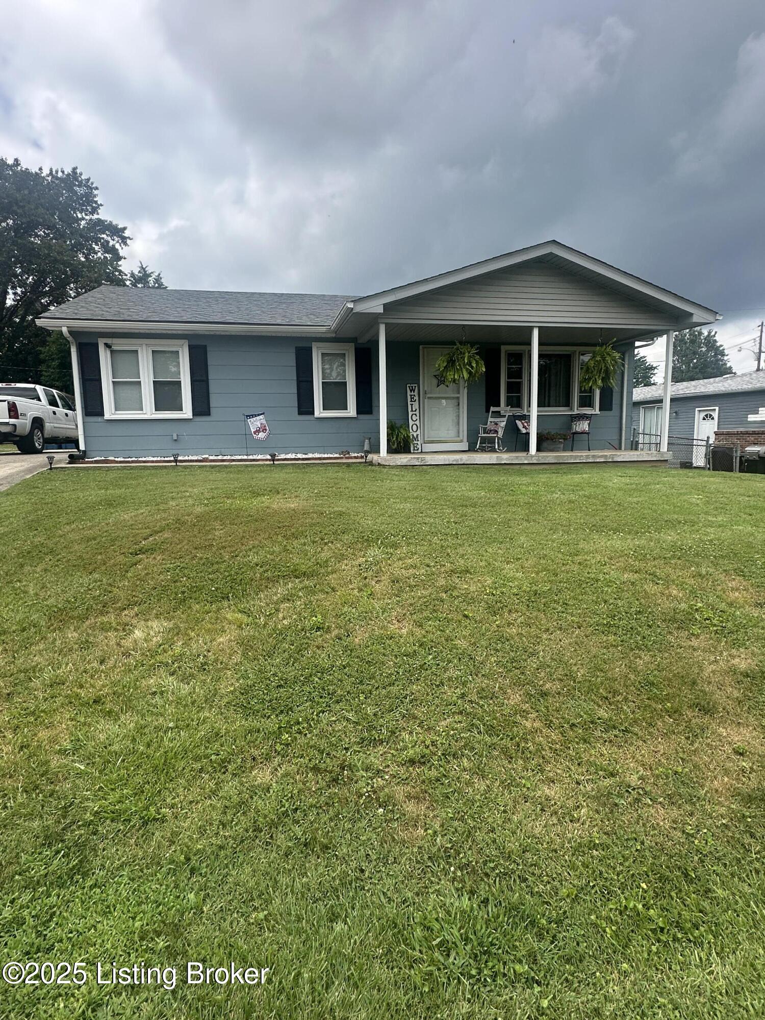 936 Old Ekron Road Brandenburg, KY 40108 - Photo 2 of 27 IMG_5434