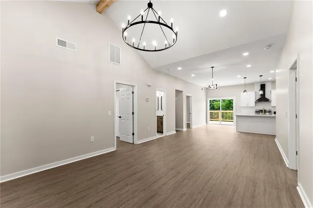 $345,000 | 130 East Railroad Avenue, Alto, GA 30510