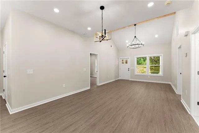 $345,000 | 130 East Railroad Avenue, Alto, GA 30510