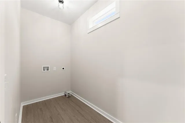 $345,000 | 130 East Railroad Avenue, Alto, GA 30510