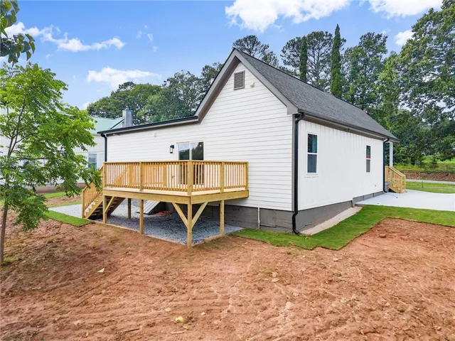 $345,000 | 130 East Railroad Avenue, Alto, GA 30510