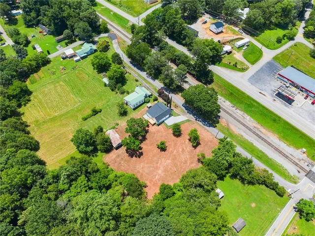 $345,000 | 130 East Railroad Avenue, Alto, GA 30510