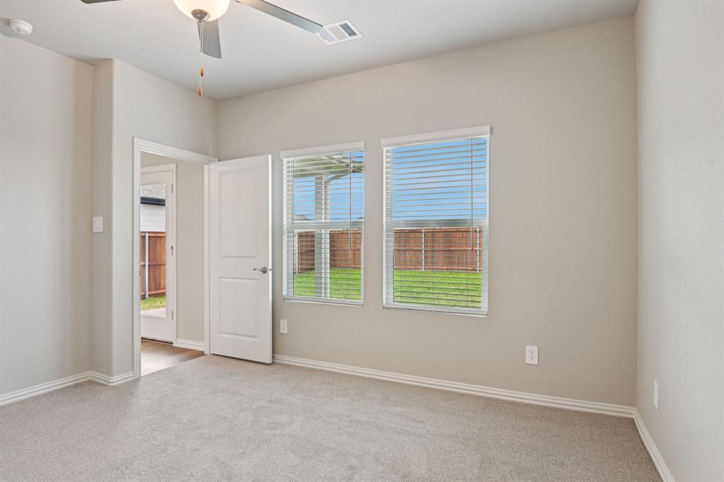 1612 Arches Road Anna, TX 75409 - Photo 19 of 37 Photo is not of the actual home, but is an inspirational photo of builder’s model home and may depict options, furnishings, and/or decorator features that are not included.