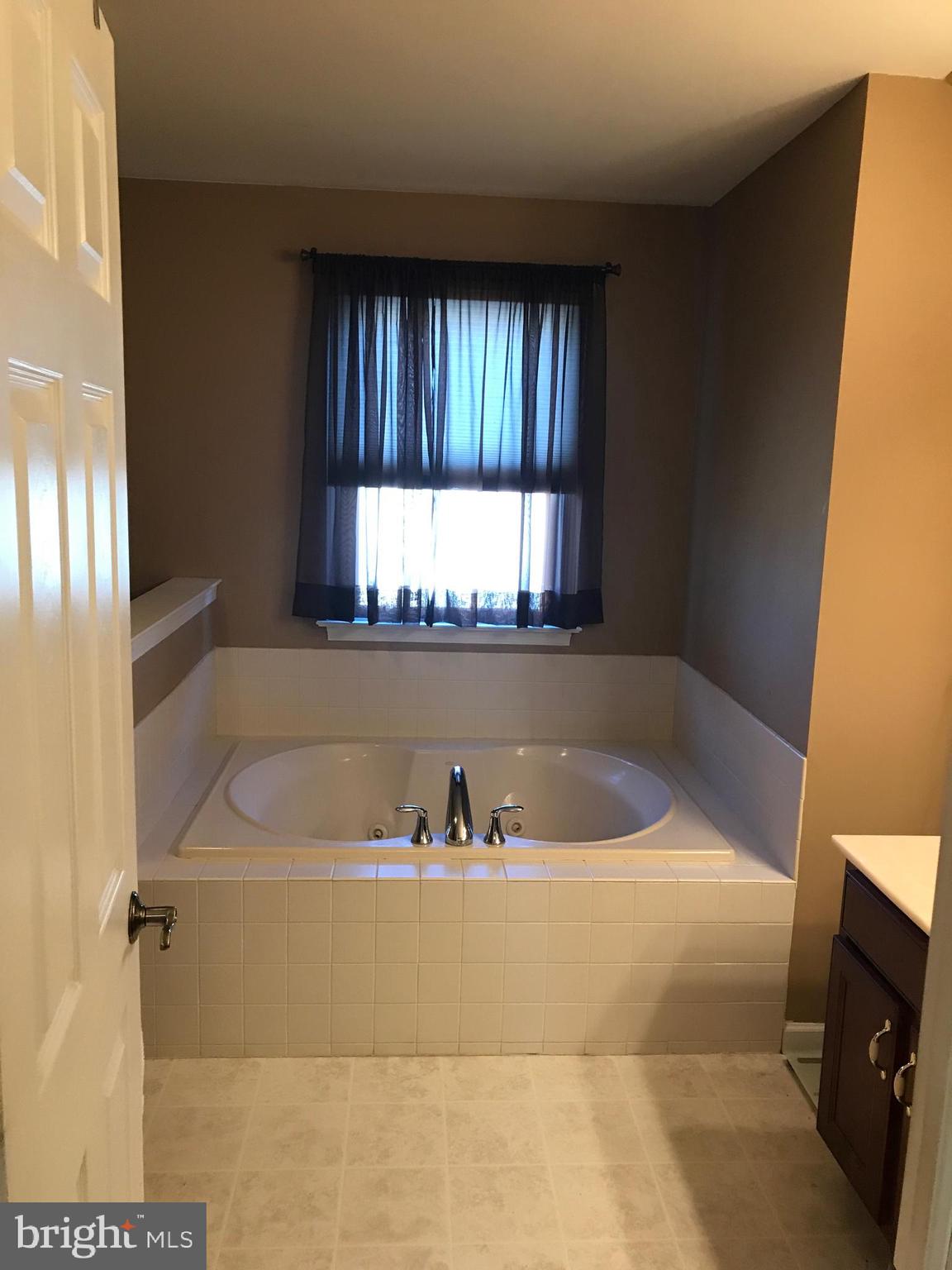 1328 Clyde Road Warminster, PA 18974 - Photo 12 of 22 master bath suite