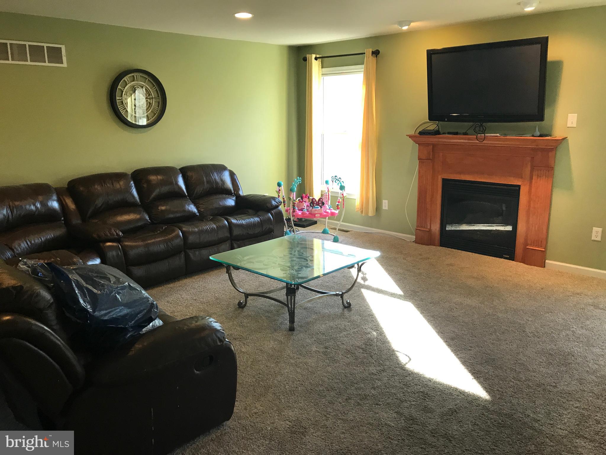 1328 Clyde Road Warminster, PA 18974 - Photo 7 of 22 family room