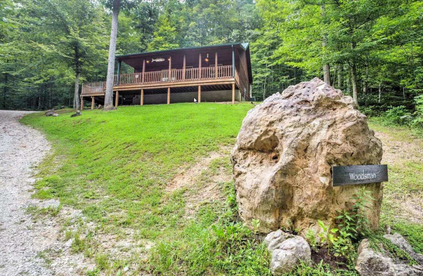 800 Robbie Ridge Road Stanton, KY 40380 - Photo 9 of 21 Woodsman Cabin, Boulder and Sign