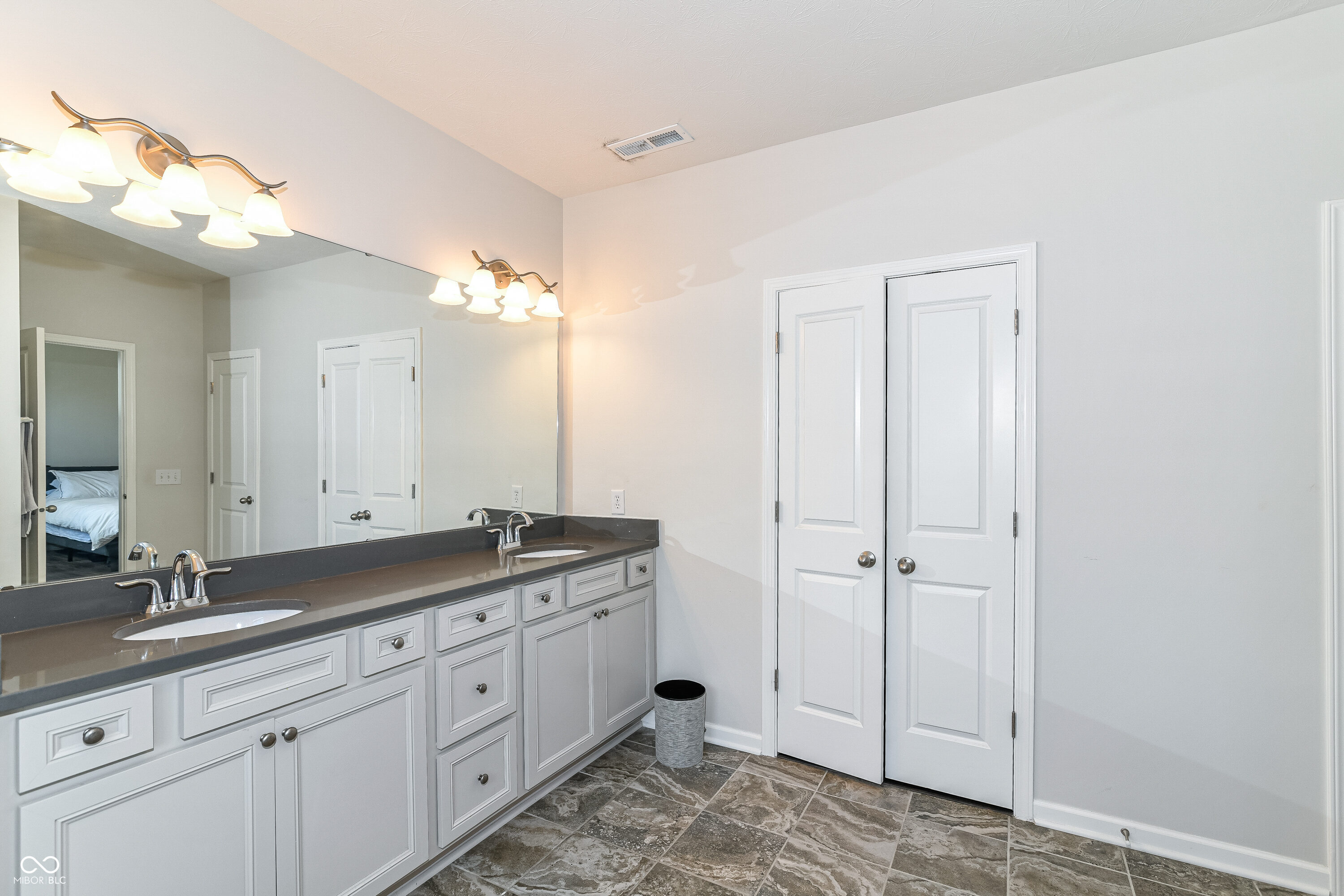 9127 Rising Road Indianapolis, IN 46216 - Photo 22 of 35