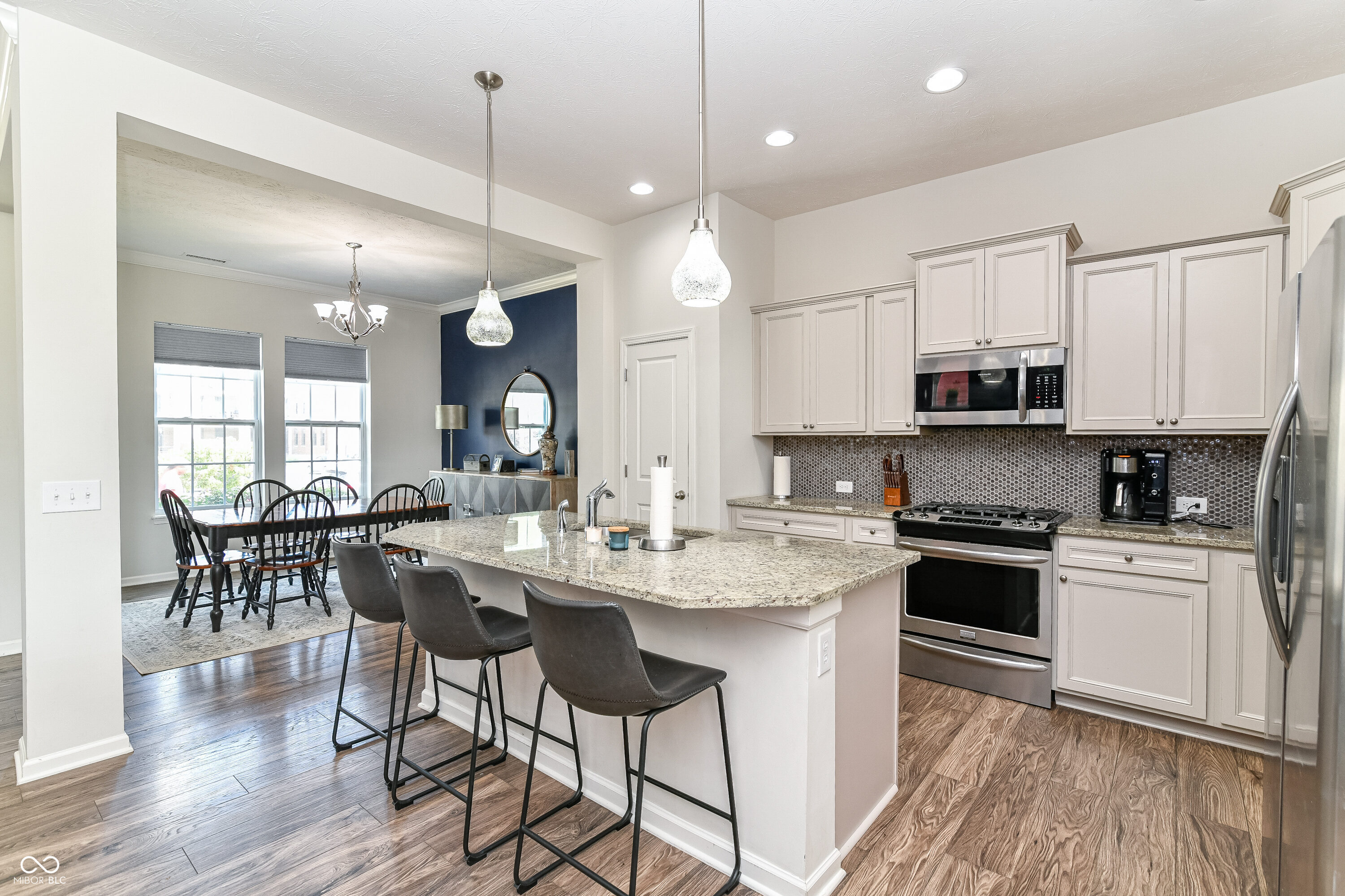 9127 Rising Road Indianapolis, IN 46216 - Photo 8 of 35