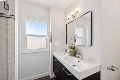 $998,000 | 2420 Carmel Street, Oakland, CA 94602