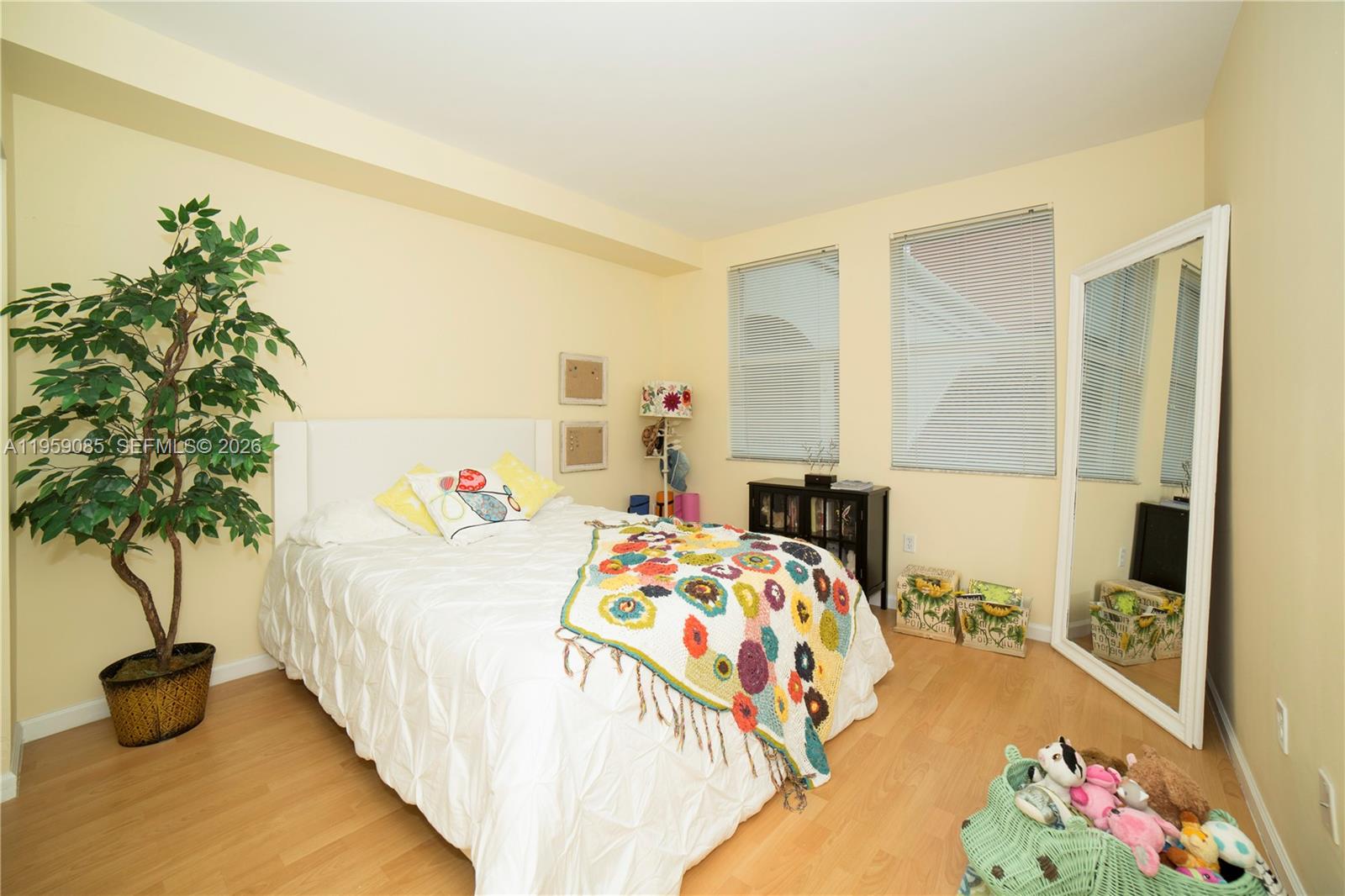 17150 North Bay Road, Unit 2920 Sunny Isles Beach, FL 33160 - Photo 14 of 55