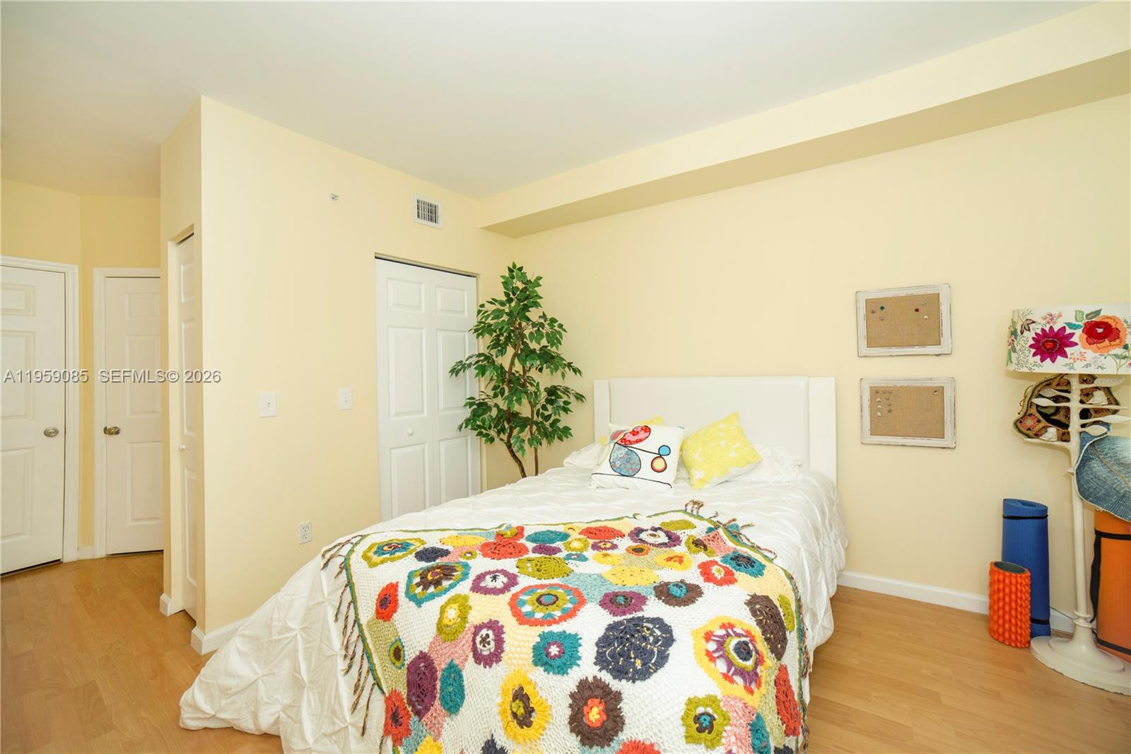 17150 North Bay Road, Unit 2920 Sunny Isles Beach, FL 33160 - Photo 17 of 55