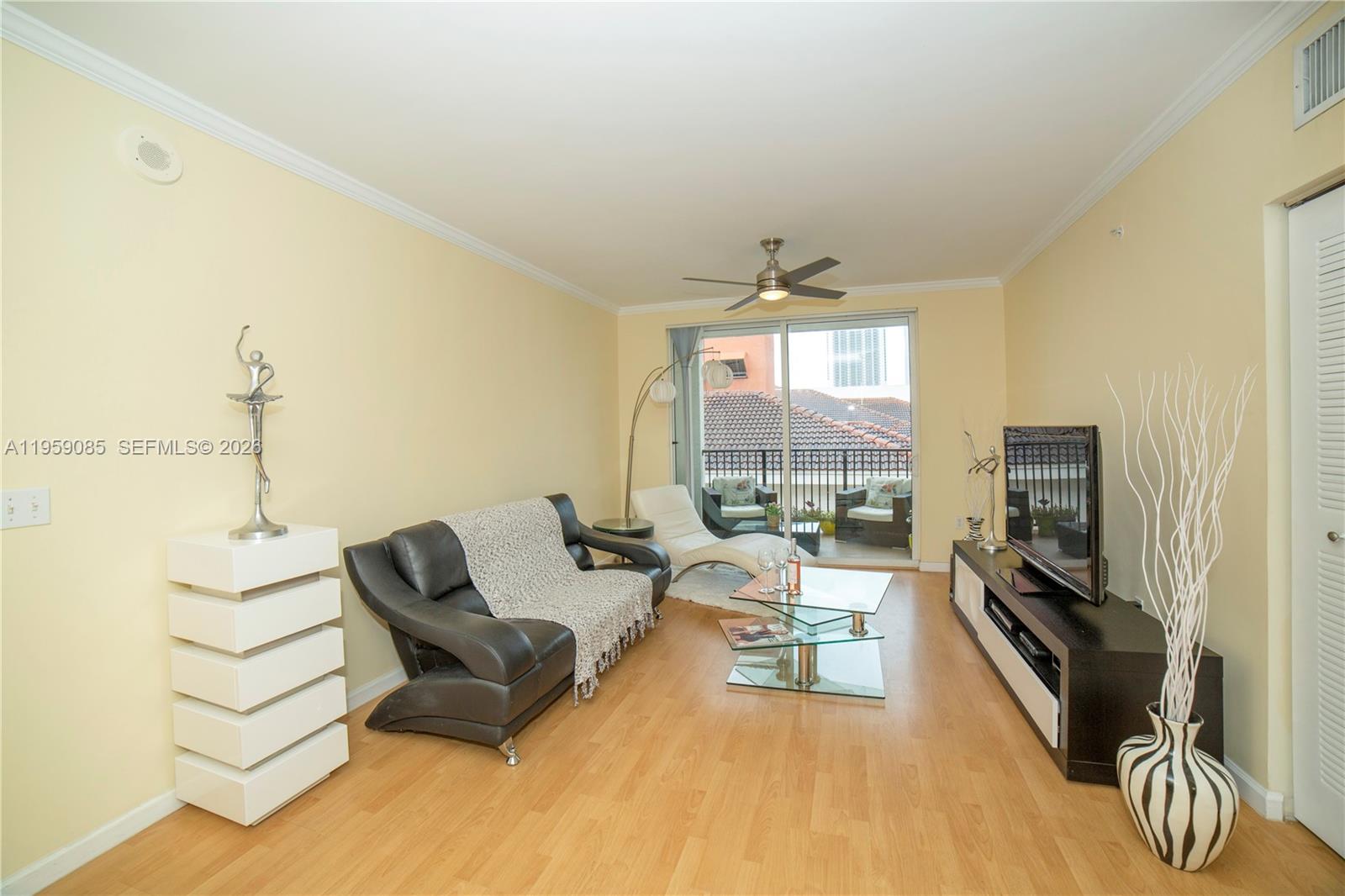 17150 North Bay Road, Unit 2920 Sunny Isles Beach, FL 33160 - Photo 3 of 55