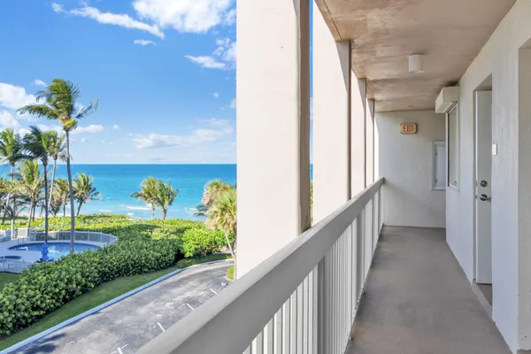 $5,500 | 1069 Hillsboro Mile, Unit 401, Hillsboro Beach, FL 33064