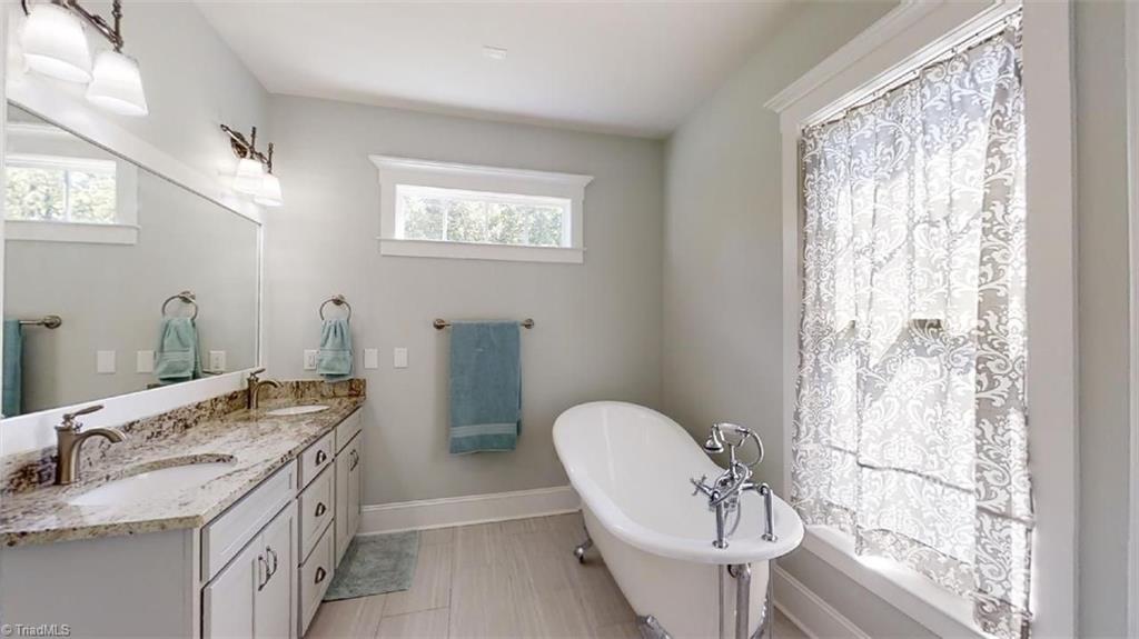 7989 Glenn Ferry Road Pfafftown, NC 27040 - Photo 18 of 25 Gallery Image 18
