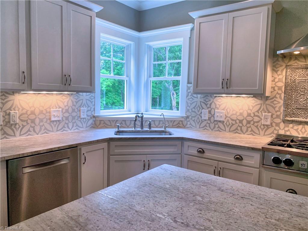 7989 Glenn Ferry Road Pfafftown, NC 27040 - Photo 7 of 25 Gallery Image 7