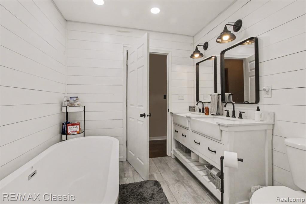 9800 Moon Road Saline, MI 48176 - Photo 13 of 38