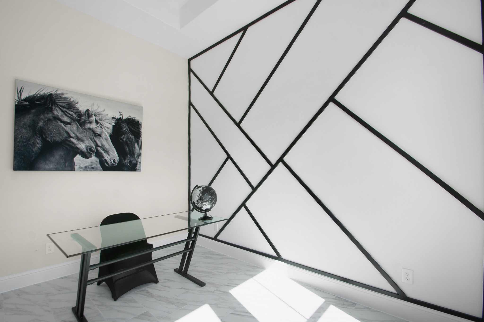 281 Brahman Trail Angleton, TX 77515 - Photo 35 of 43 a living room with a rug and white walls