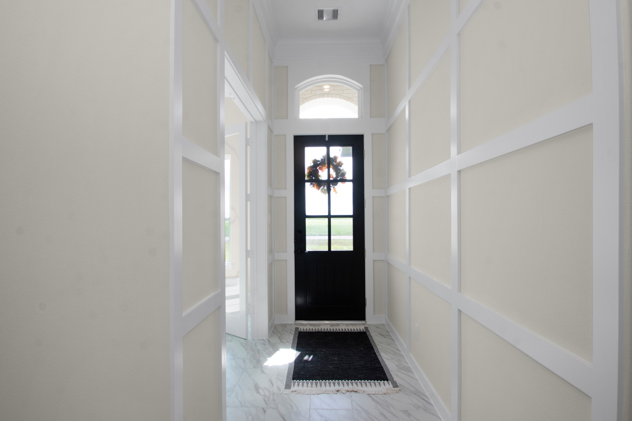 281 Brahman Trail Angleton, TX 77515 - Photo 40 of 43 a view of an entryway