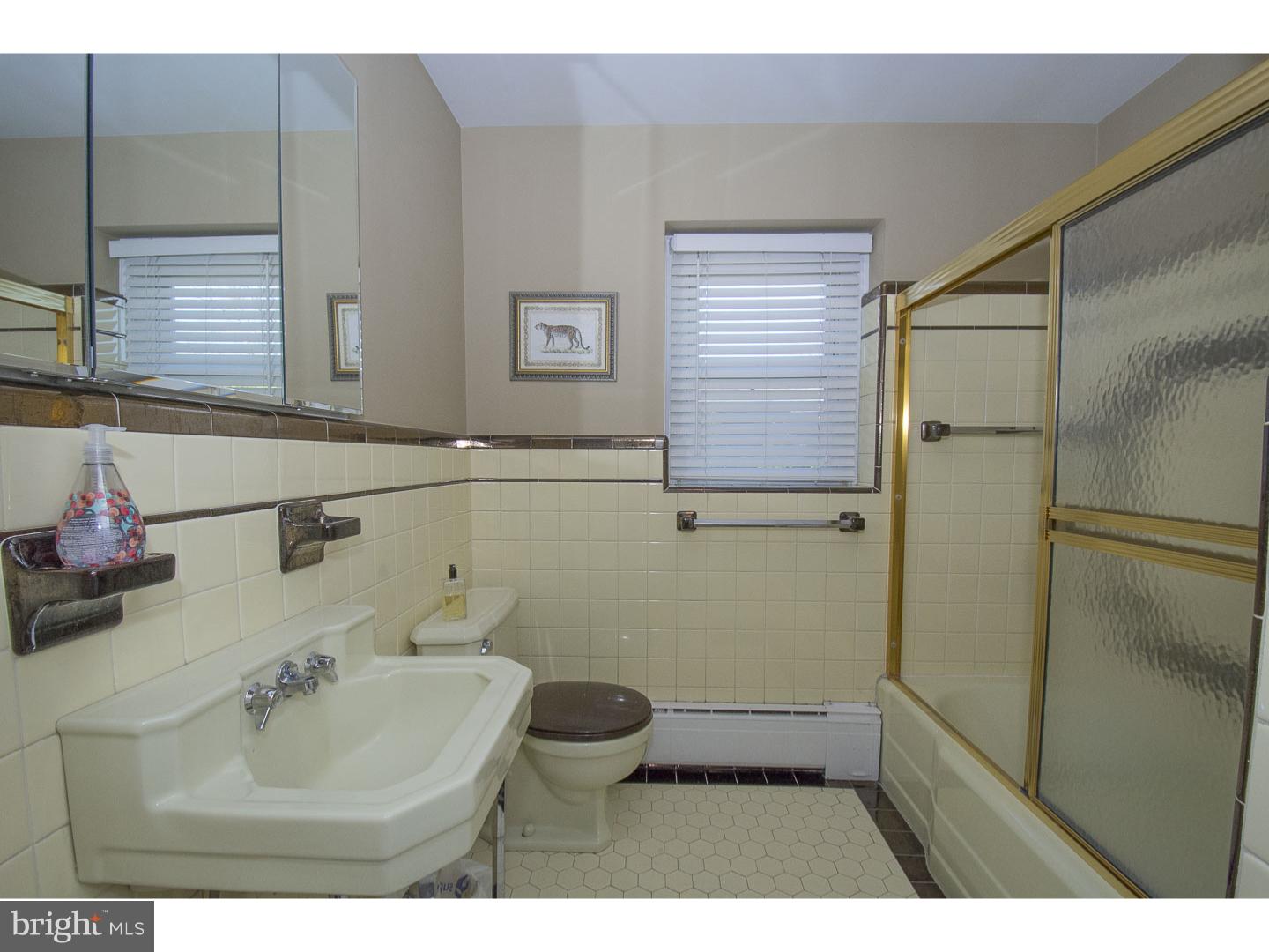 48 West Golf View Road Havertown, PA 19083 - Photo 24 of 25 Bathroom