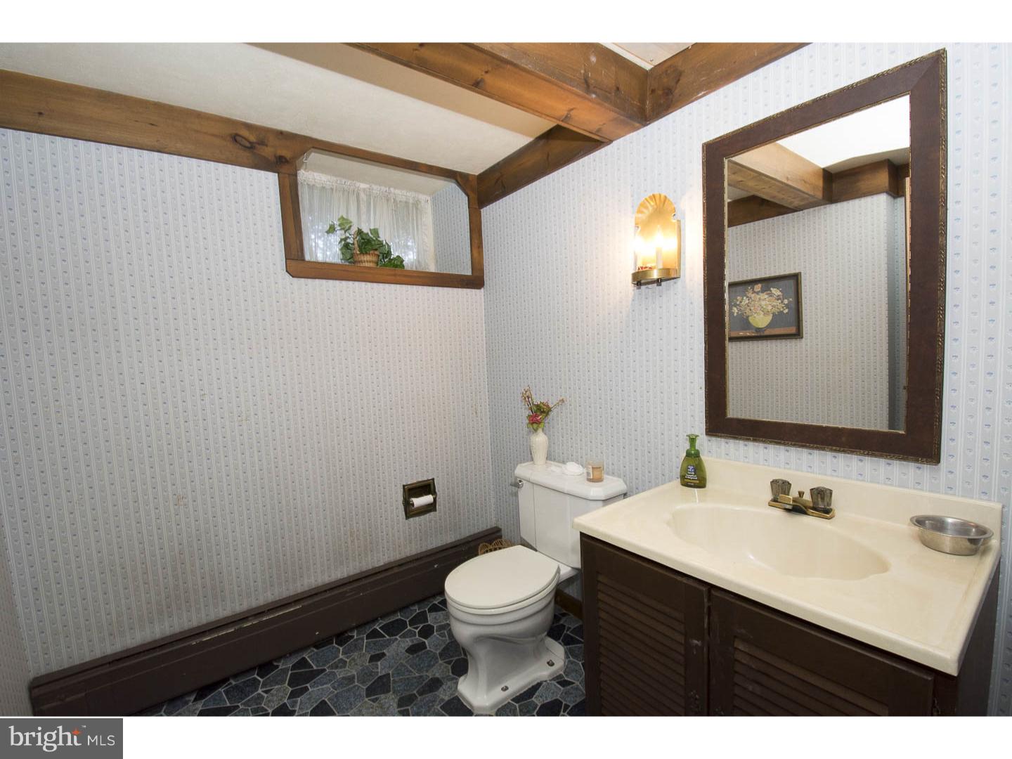 48 West Golf View Road Havertown, PA 19083 - Photo 25 of 25 Half Bath