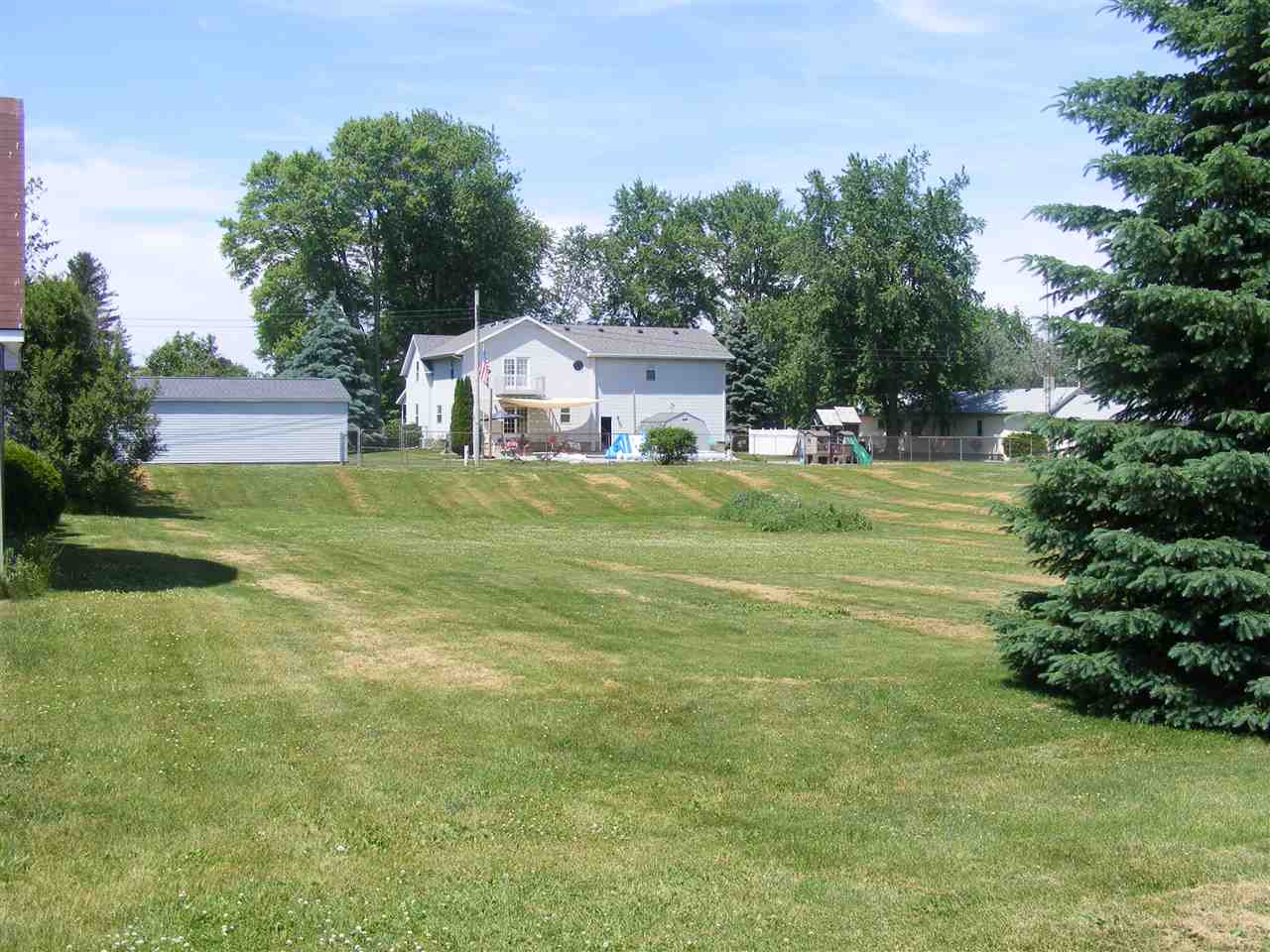 East Webster Street Ashley, IN 46705 - Photo 2 of 3