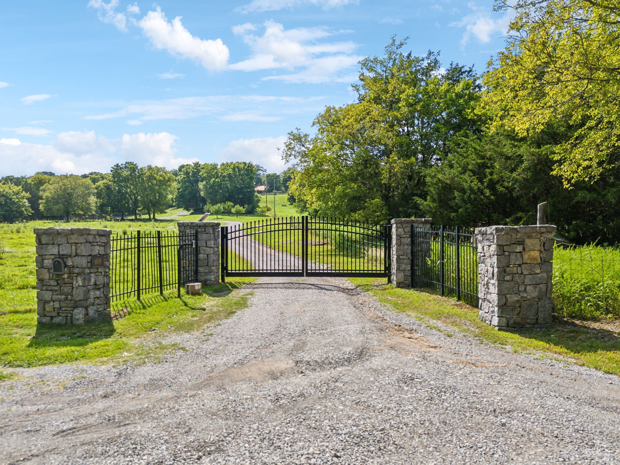 408 Phillips Road Lebanon, TN 37087 - Photo 2 of 52 Gallery Image 2