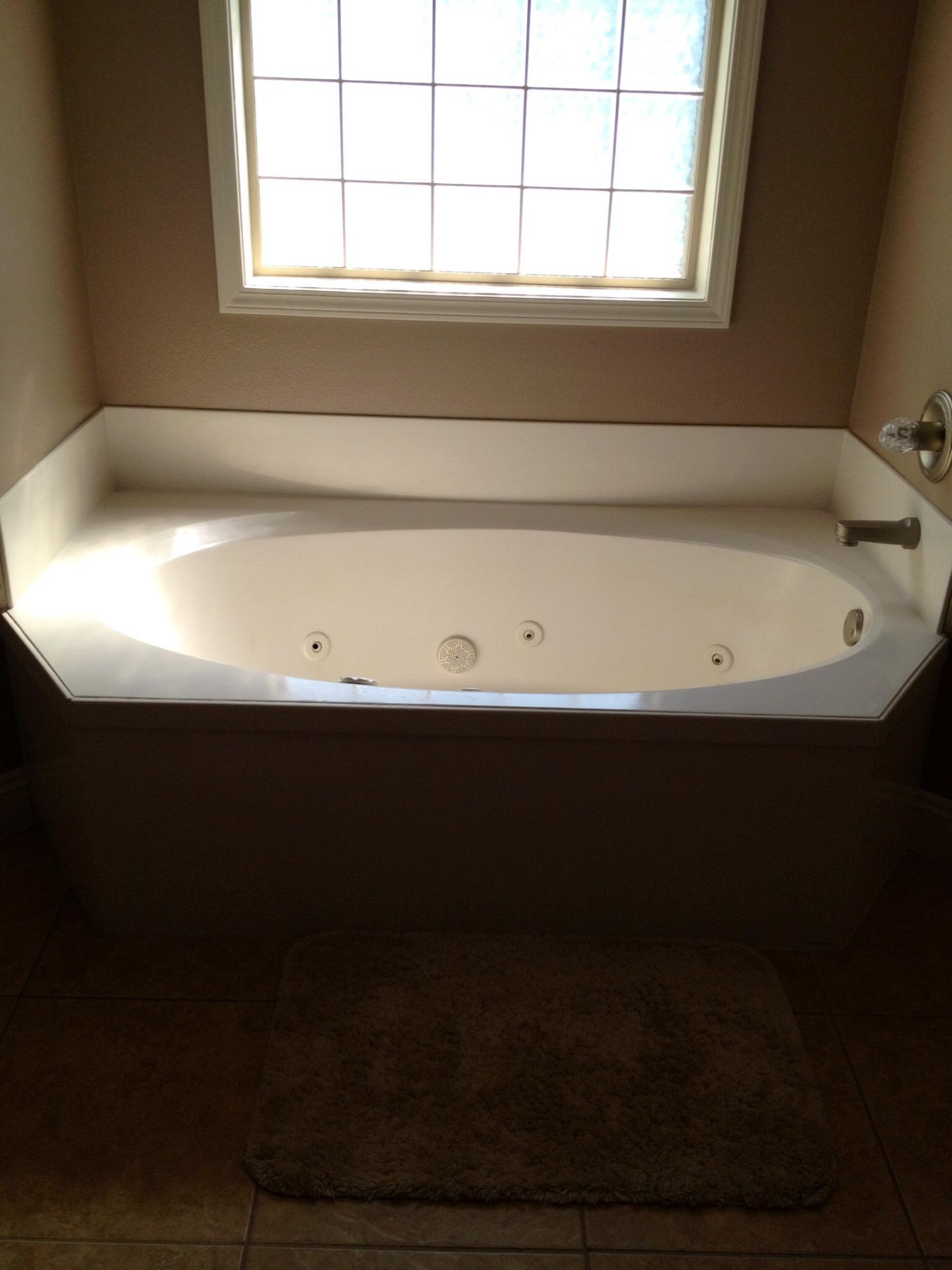 6589 Old River Road, Unit 3 ACRES Baker, FL 32531 - Photo 18 of 30 a view of bathroom with a bathtub