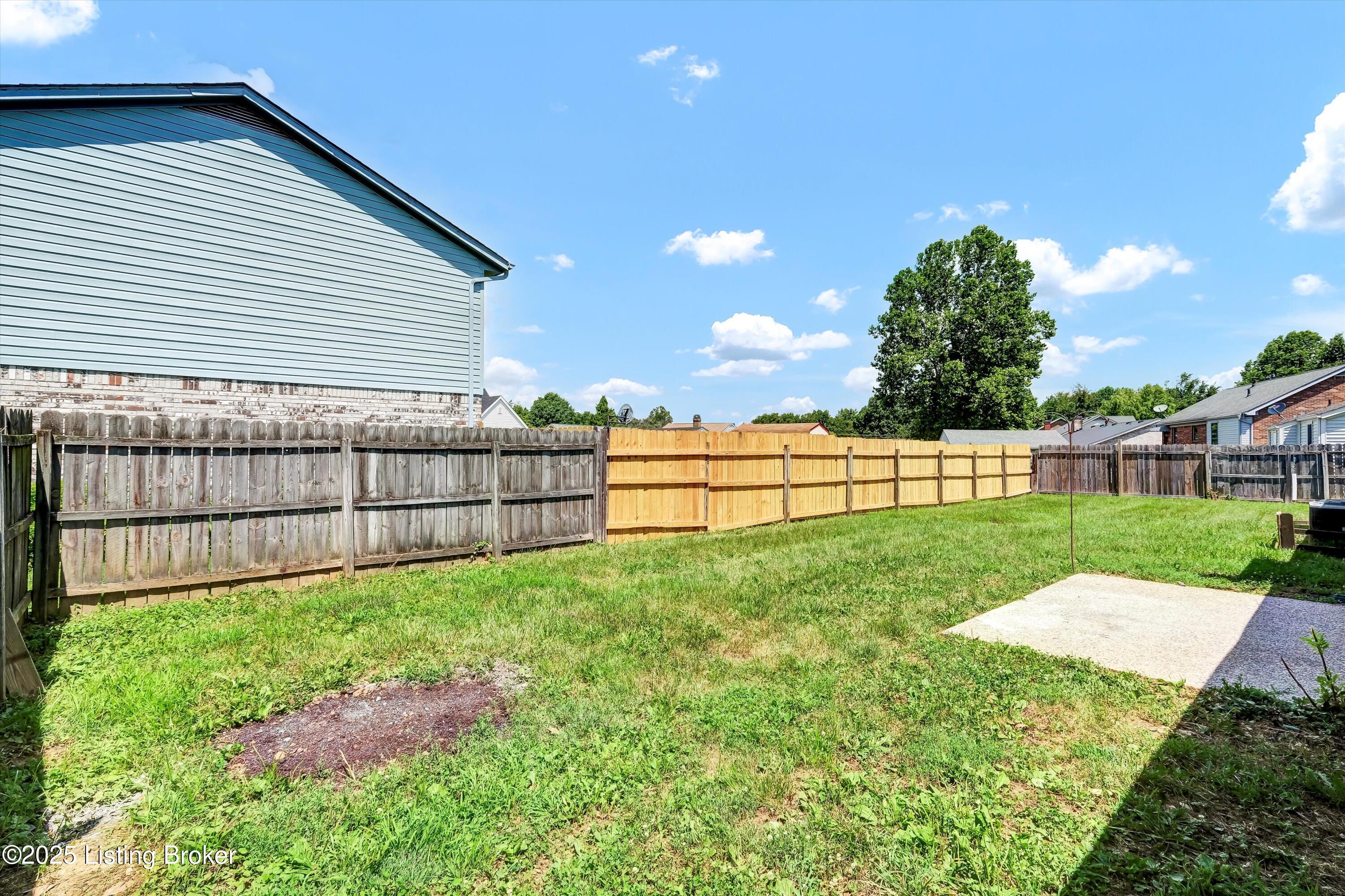 6012 Hurstview Road Louisville, KY 40291 - Photo 32 of 39 31-6012 Hurstview Rd