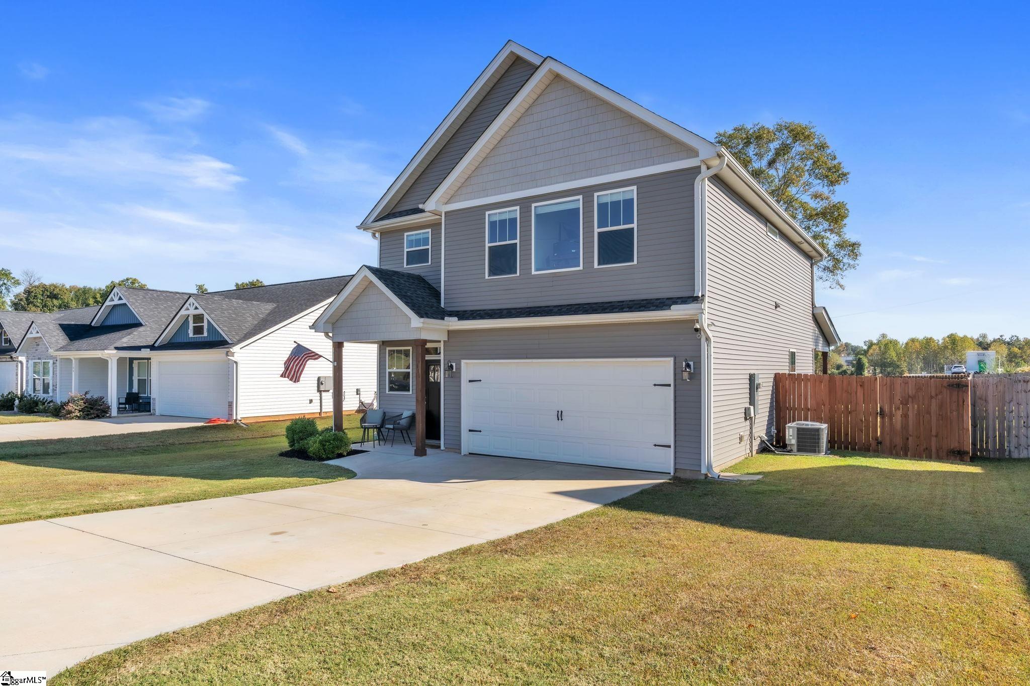 111 Sherwood Road Easley, SC 29640 - Photo 2 of 31