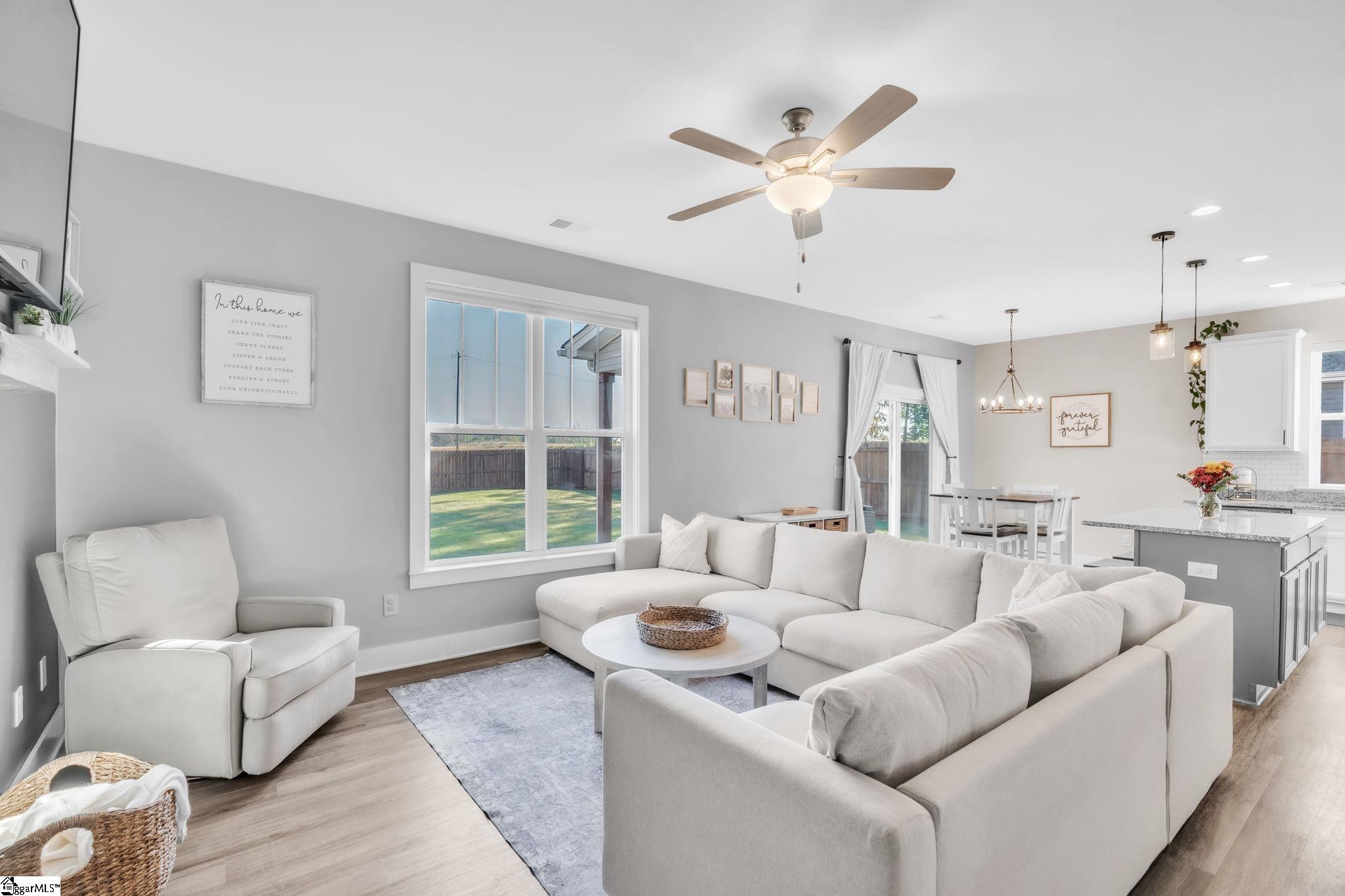 111 Sherwood Road Easley, SC 29640 - Photo 3 of 31