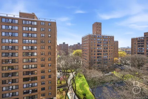 $585,000 | 33-43 14th Street, Unit 10A | Astoria