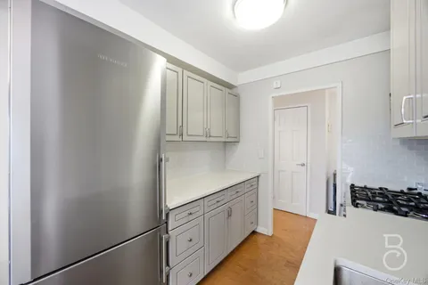 $585,000 | 33-43 14th Street, Unit 10A | Astoria
