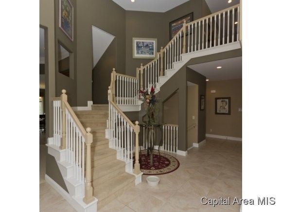 491 Overton Road Springfield, IL 62711 - Photo 3 of 24