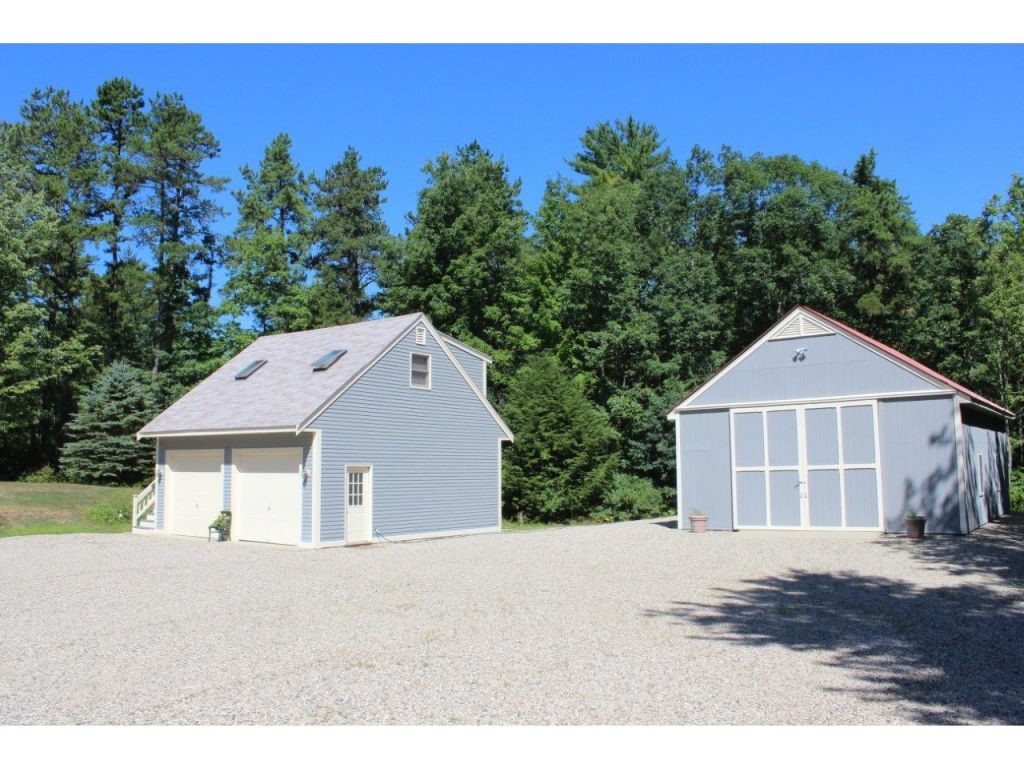 83 Leavitt Road Ossipee, NH 03814 - Photo 4 of 36