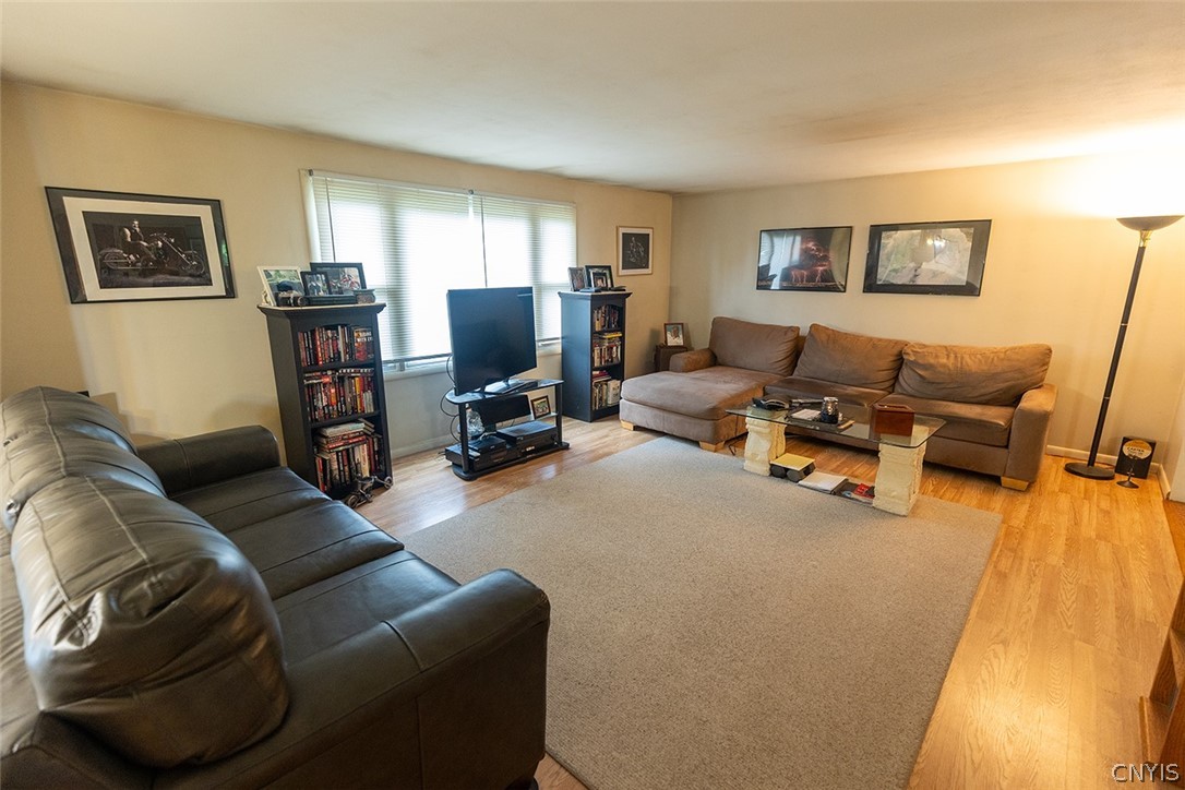 211 Knapp Road Geddes, NY 13219 - Photo 6 of 30