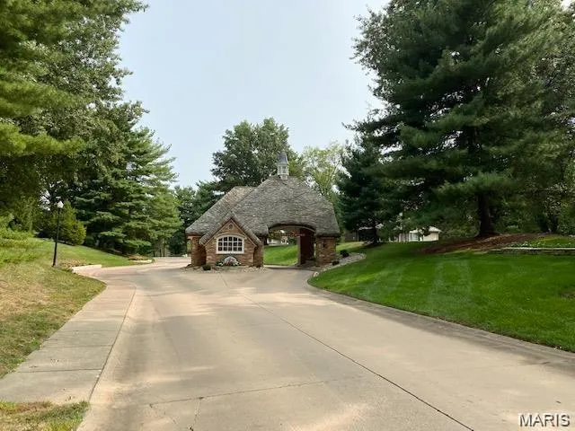 $75,000 | 100 Bristol Park Lane, Edwardsville, IL 62025