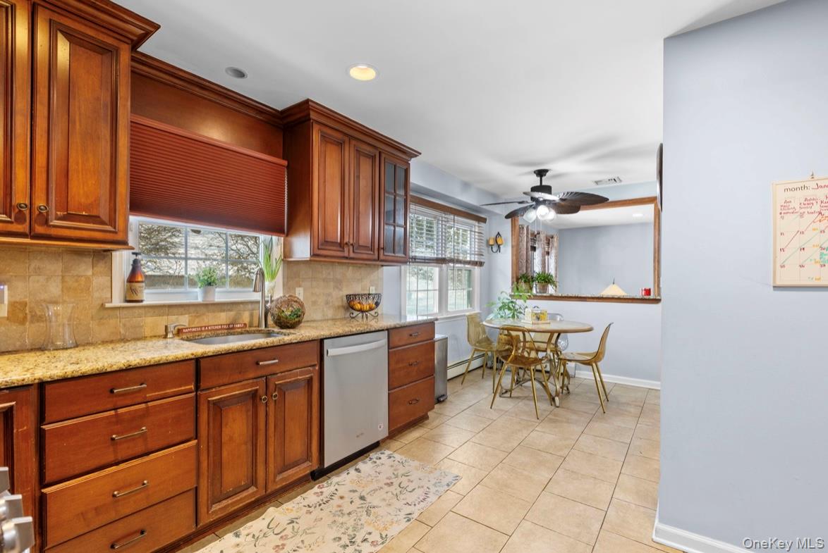 18 Moreland Road New City, NY 10956 - Photo 6 of 25