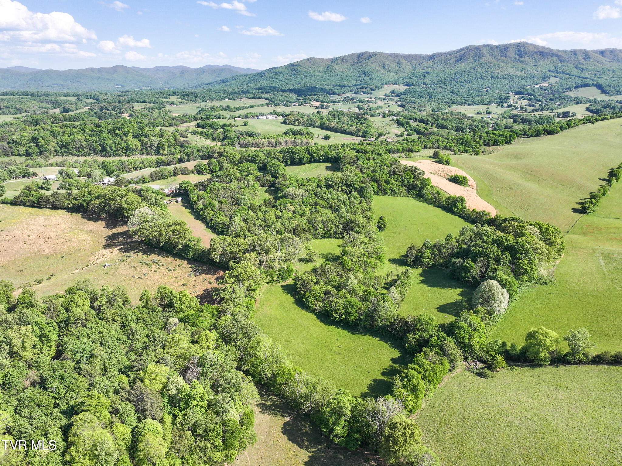 1980 South Allens Bridge Road Greeneville, TN 37743 - Photo 133 of 135 144