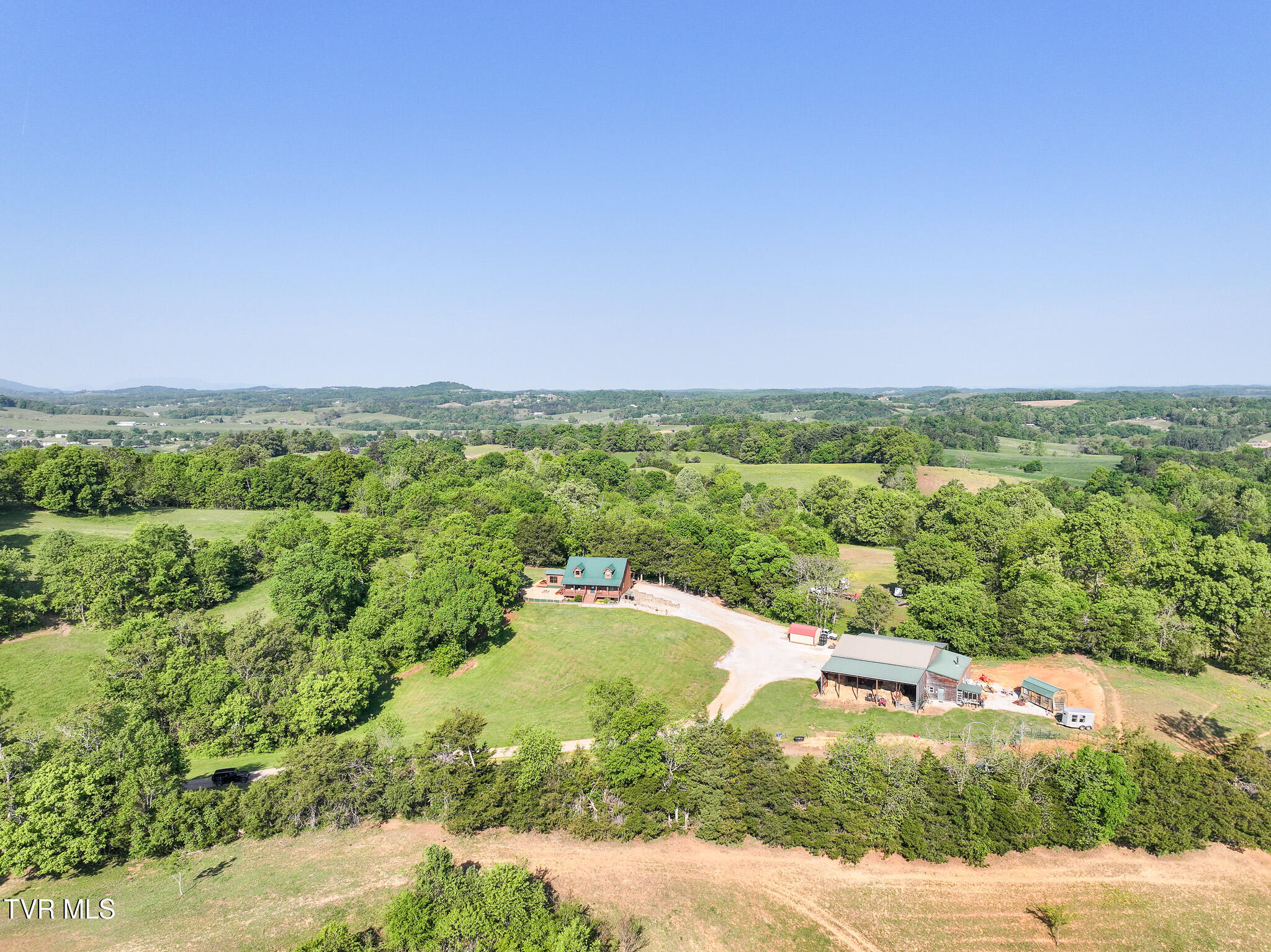 1980 South Allens Bridge Road Greeneville, TN 37743 - Photo 33 of 135 38