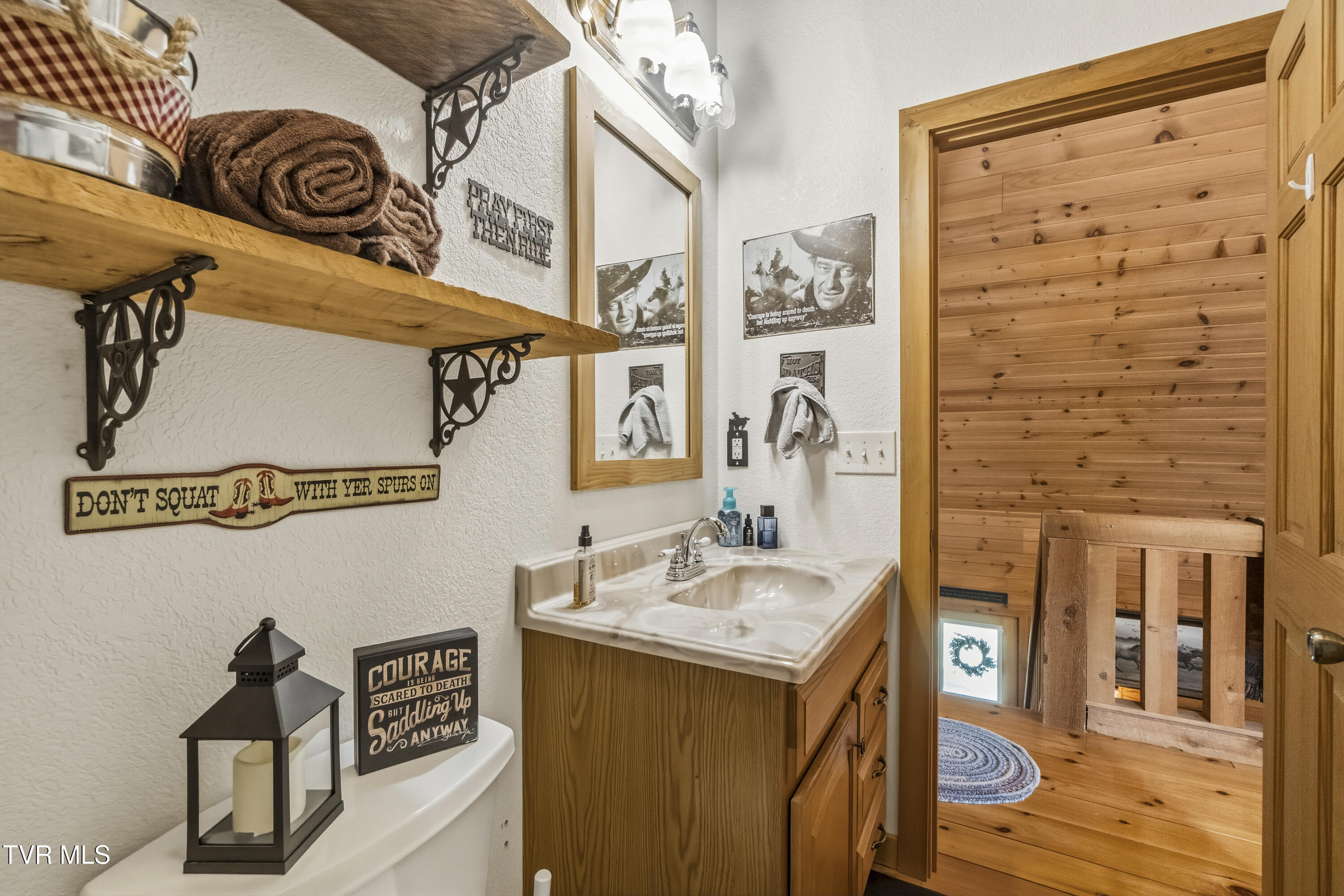 1980 South Allens Bridge Road Greeneville, TN 37743 - Photo 41 of 135 58