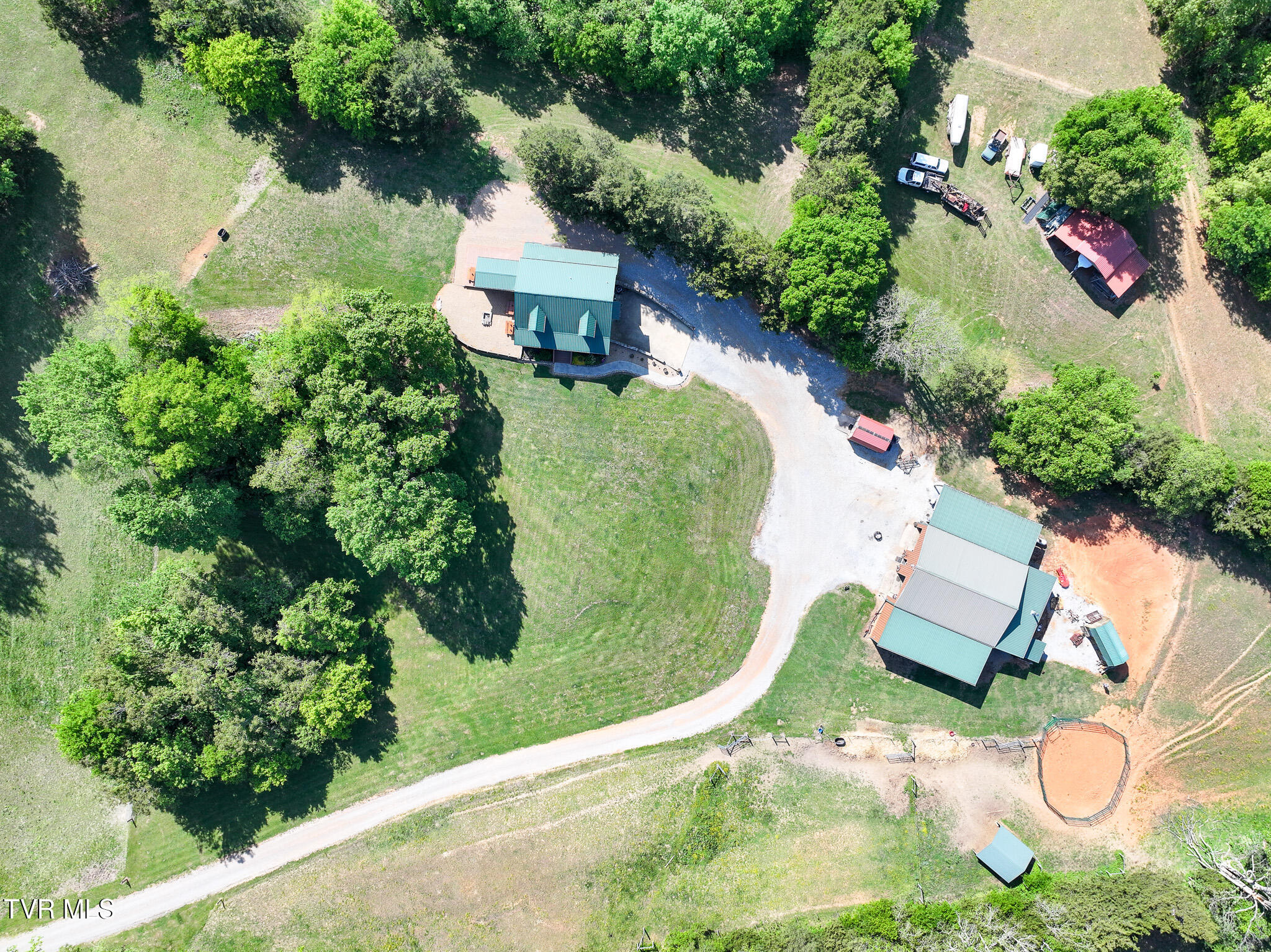 1980 South Allens Bridge Road Greeneville, TN 37743 - Photo 83 of 135 99