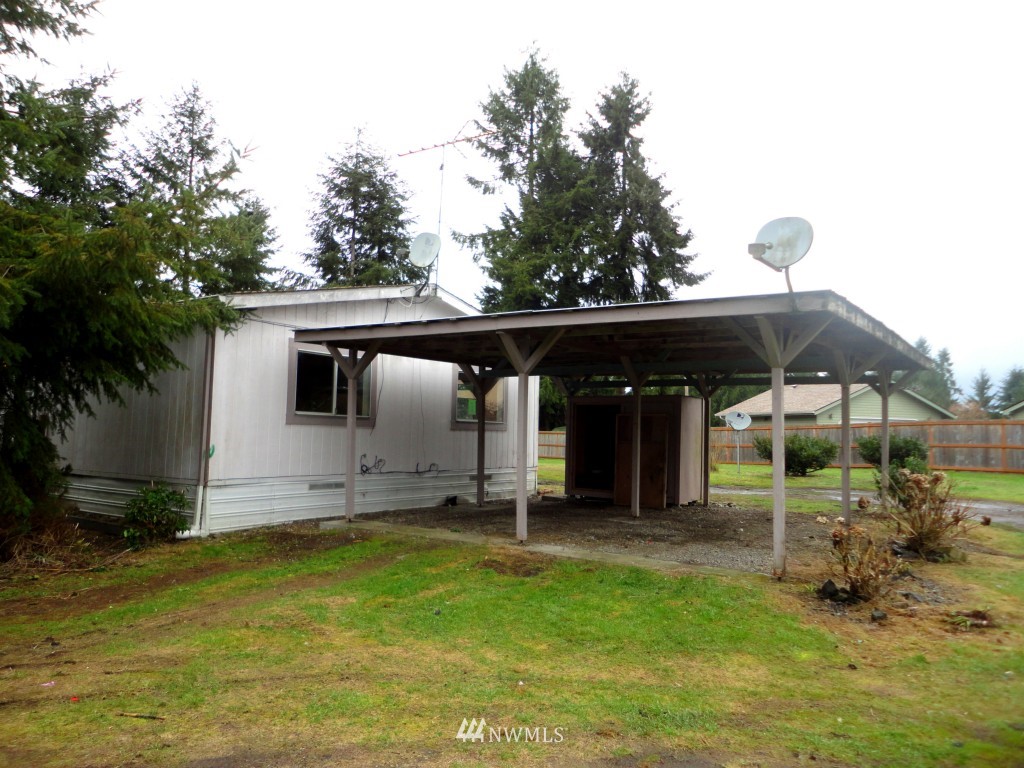 9240 173rd Avenue Southwest Rochester, WA 98579 - Photo 3 of 25