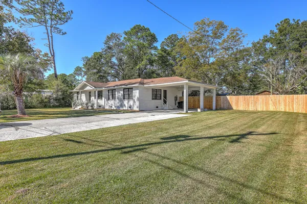 $449,900 | 702 North Palmetto Street, Summerville, SC 29483