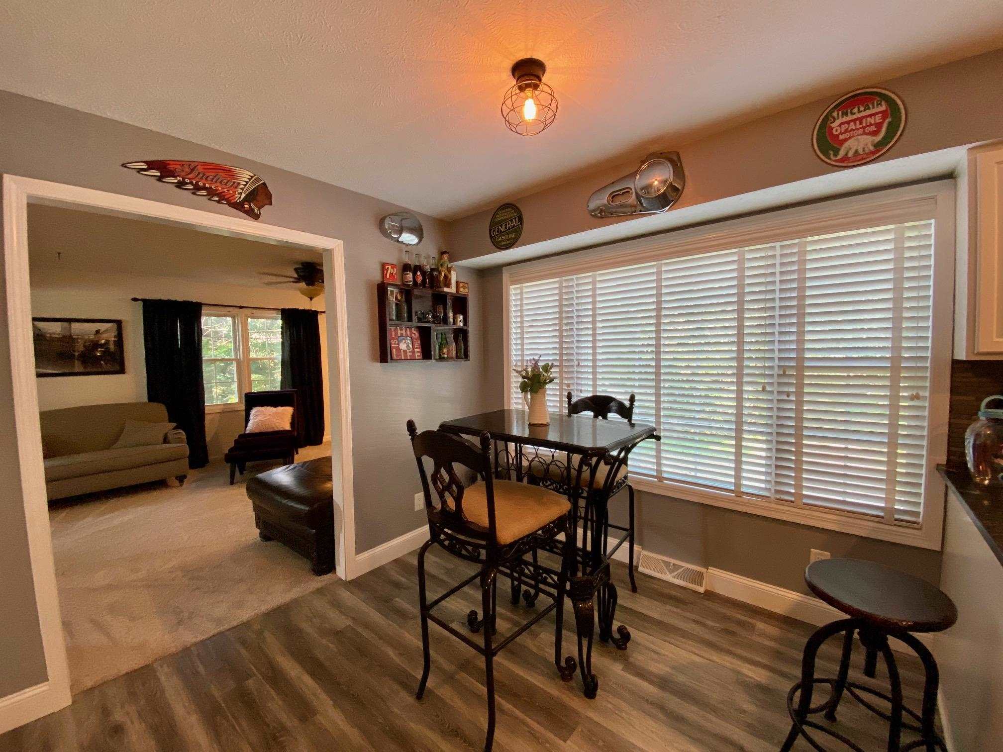 10 Country Towne Road Springfield, IL 62712 - Photo 11 of 18