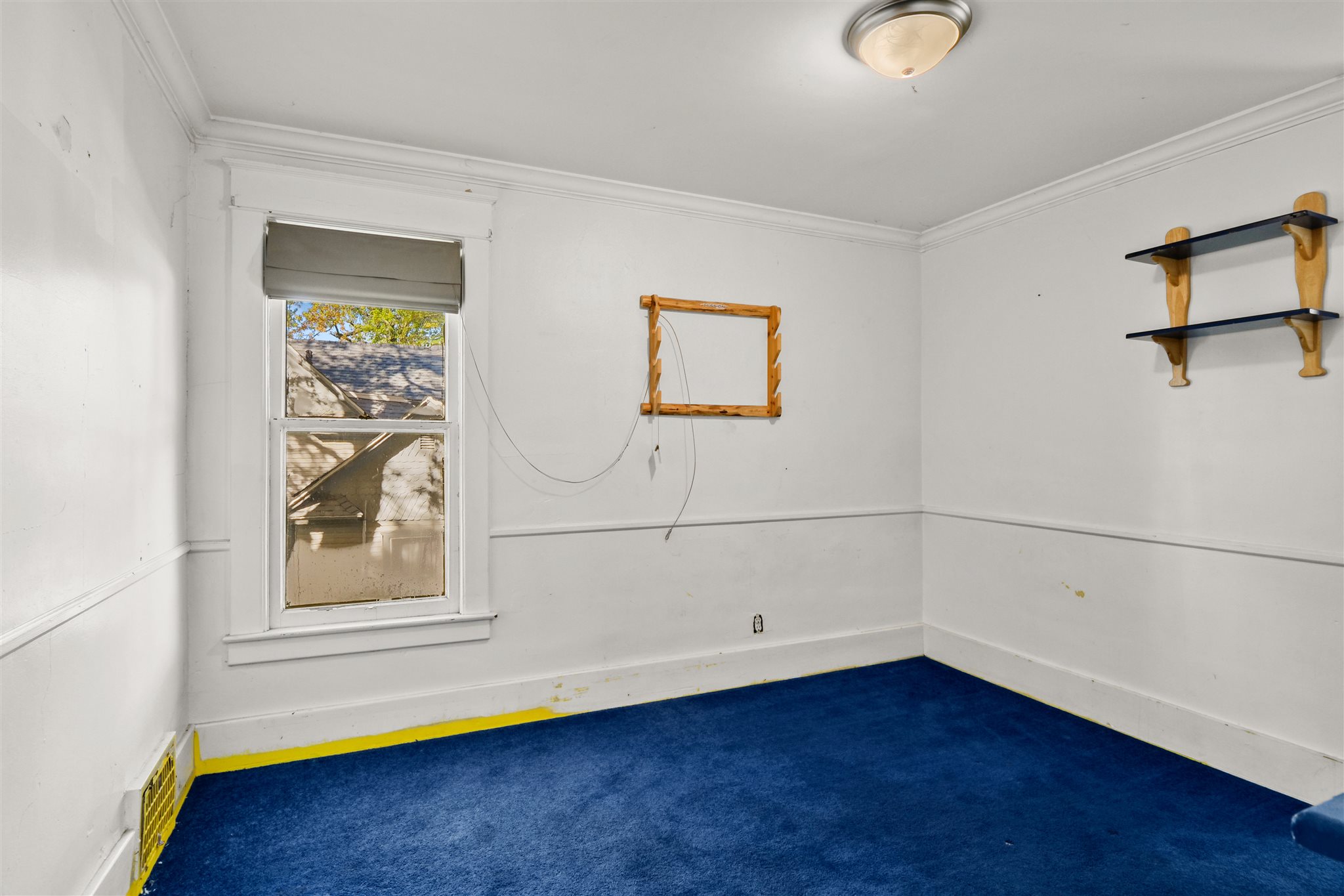 305 East Main Street Butler, IN 46721 - Photo 14 of 36