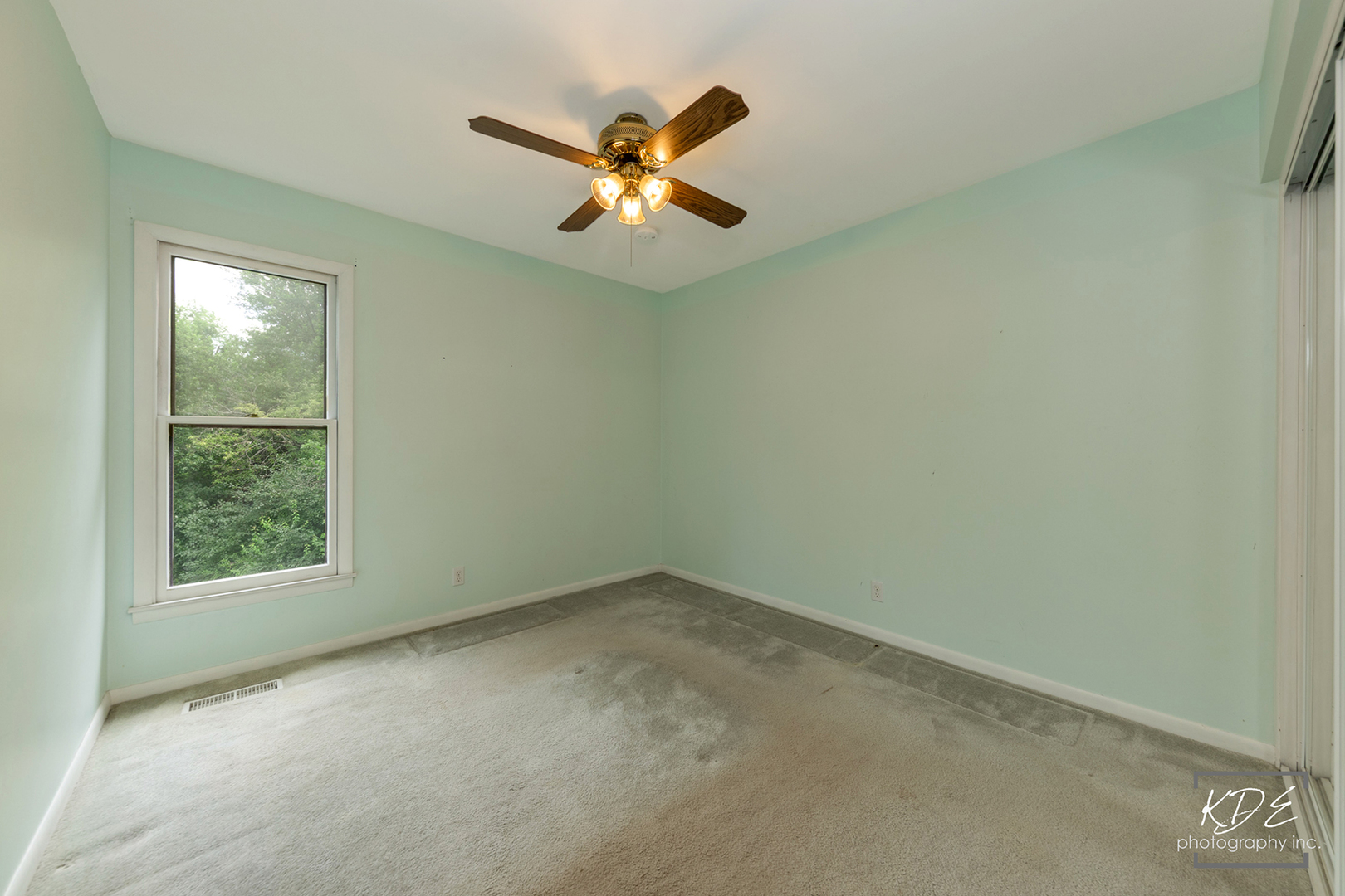 446 Galahad Road Bolingbrook, IL 60440 - Photo 15 of 19