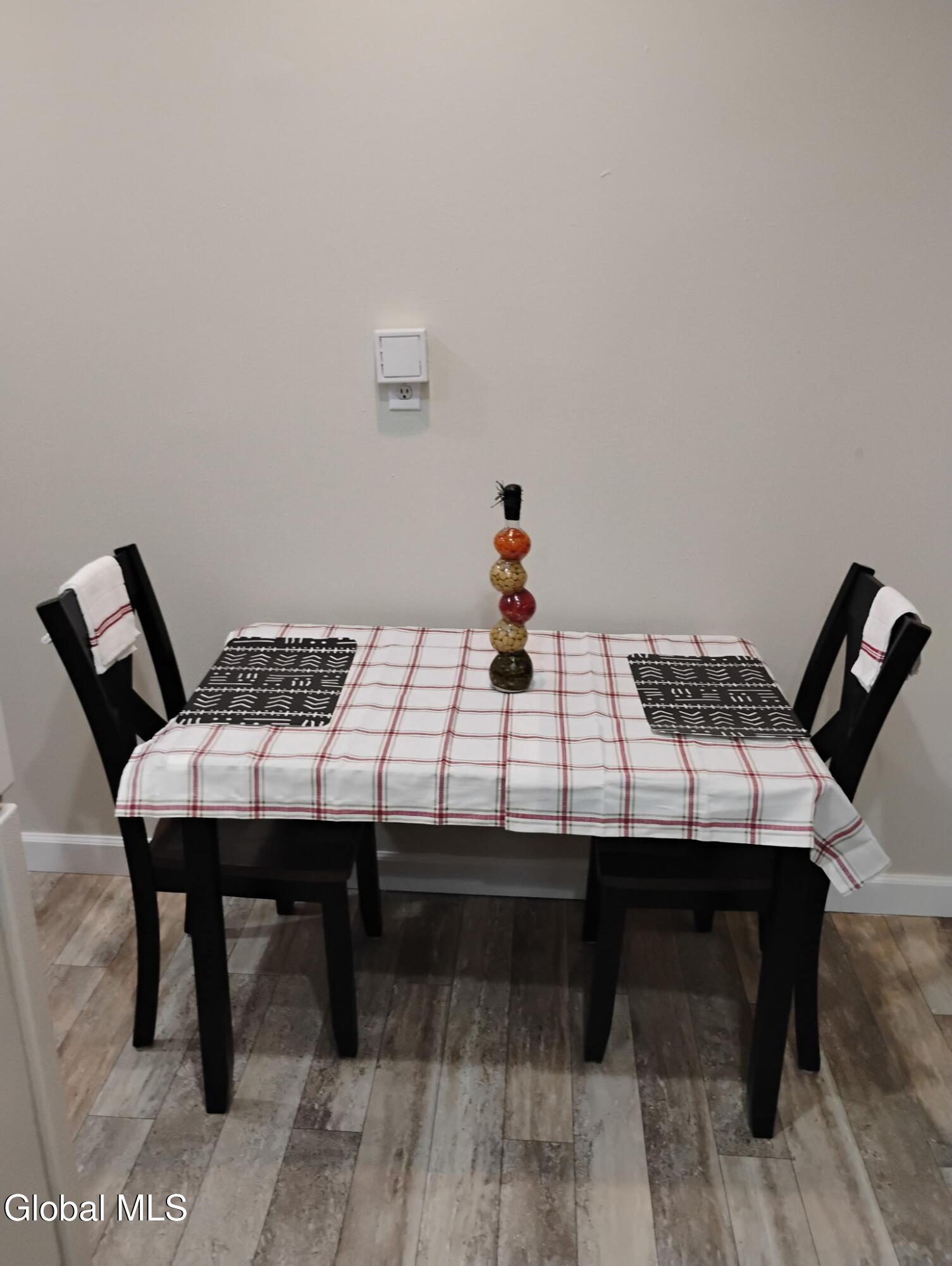 15 Arcadia Avenue, Unit 1 Albany, NY 12209 - Photo 7 of 12 Kitchen Dining