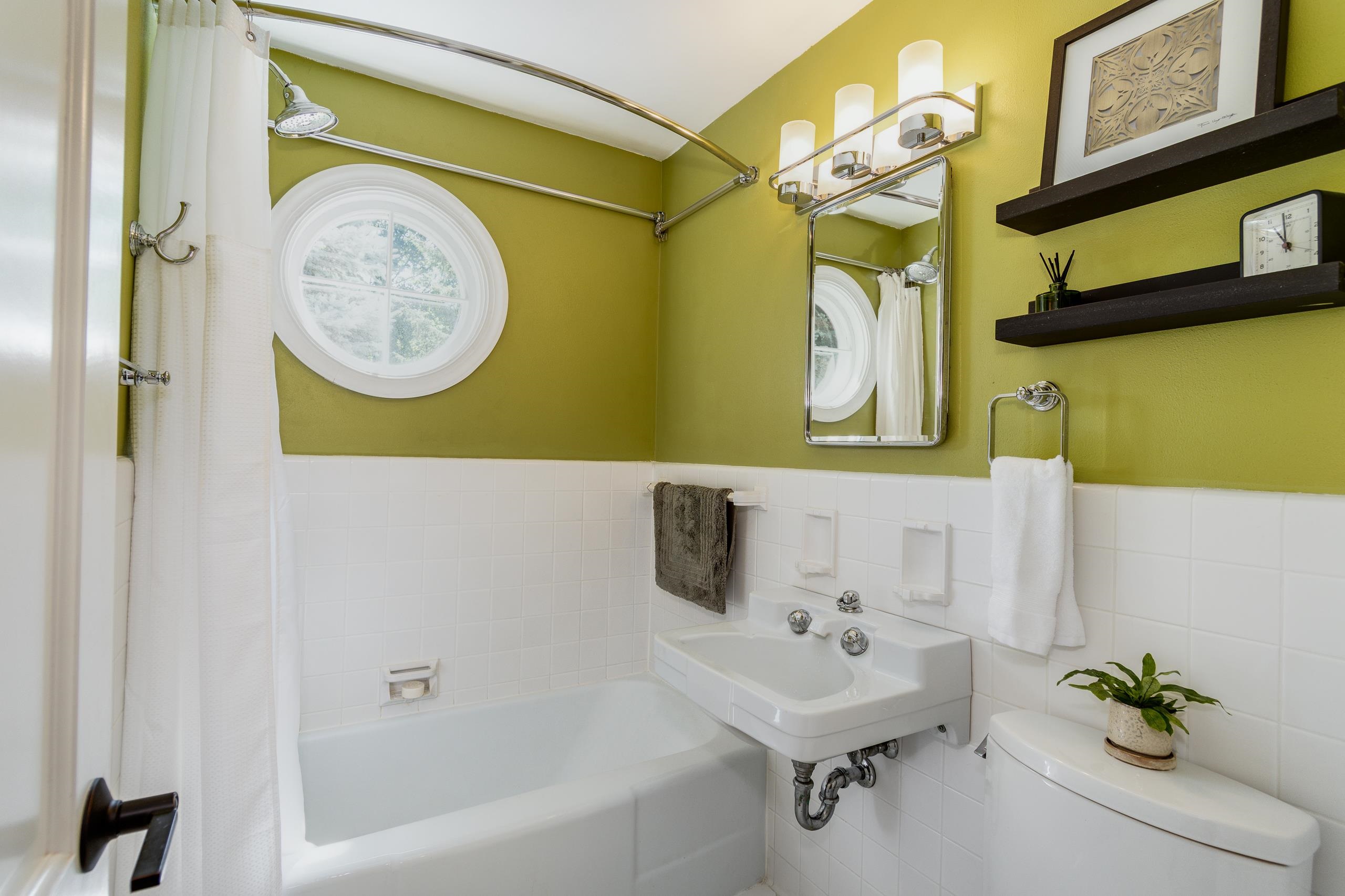 825 Mcbride Madison, WI 53704 - Photo 19 of 54